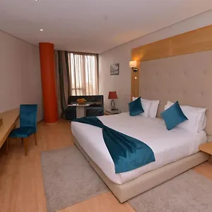 3* Apartahotel Le 135